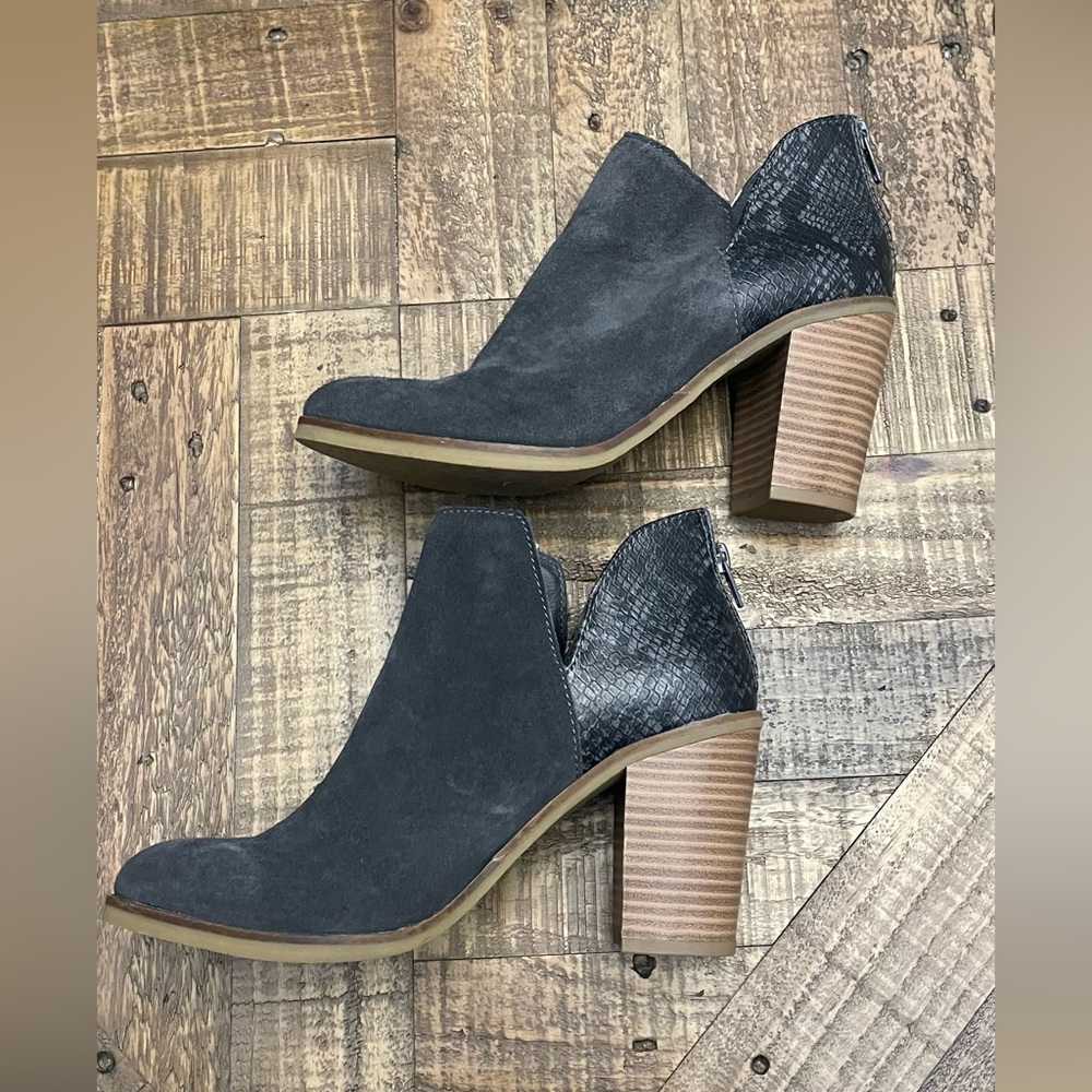 Dolce Vita DV8 Shai Mixed Material Heeled Booties size 7.5 - Picture 1 of 10
